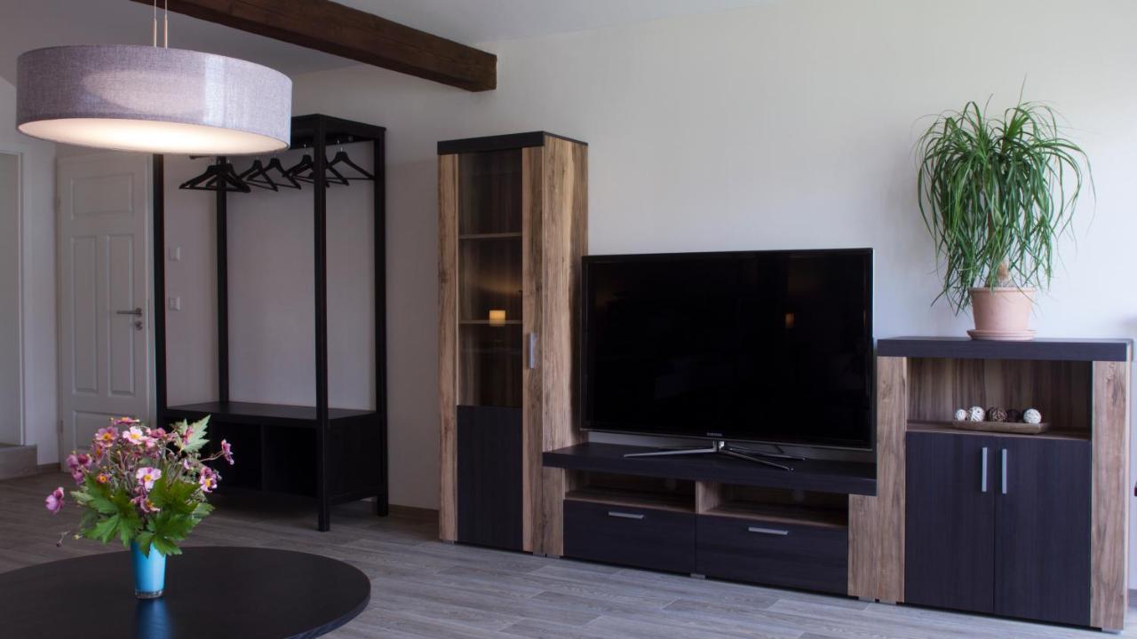 Ringelnatz & Lichtwer- Ferienwohnung Wurzen Esterno foto
