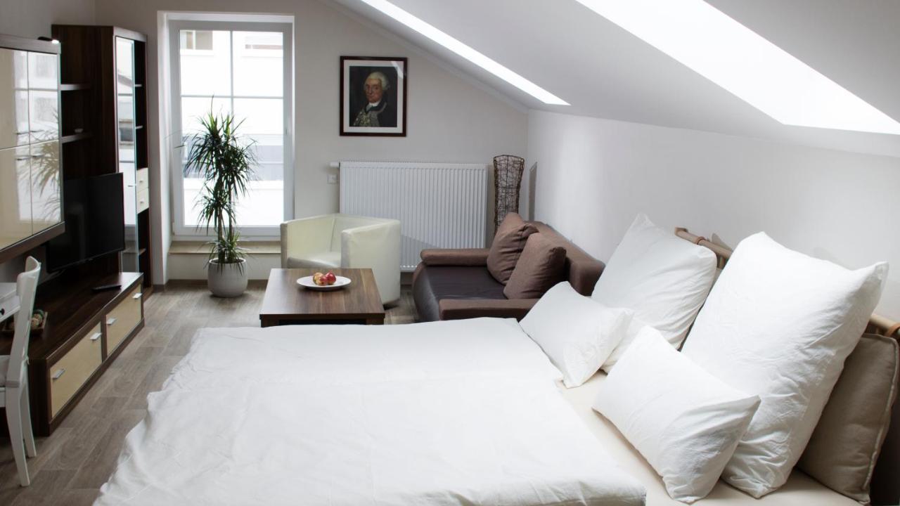 Ringelnatz & Lichtwer- Ferienwohnung Wurzen Esterno foto